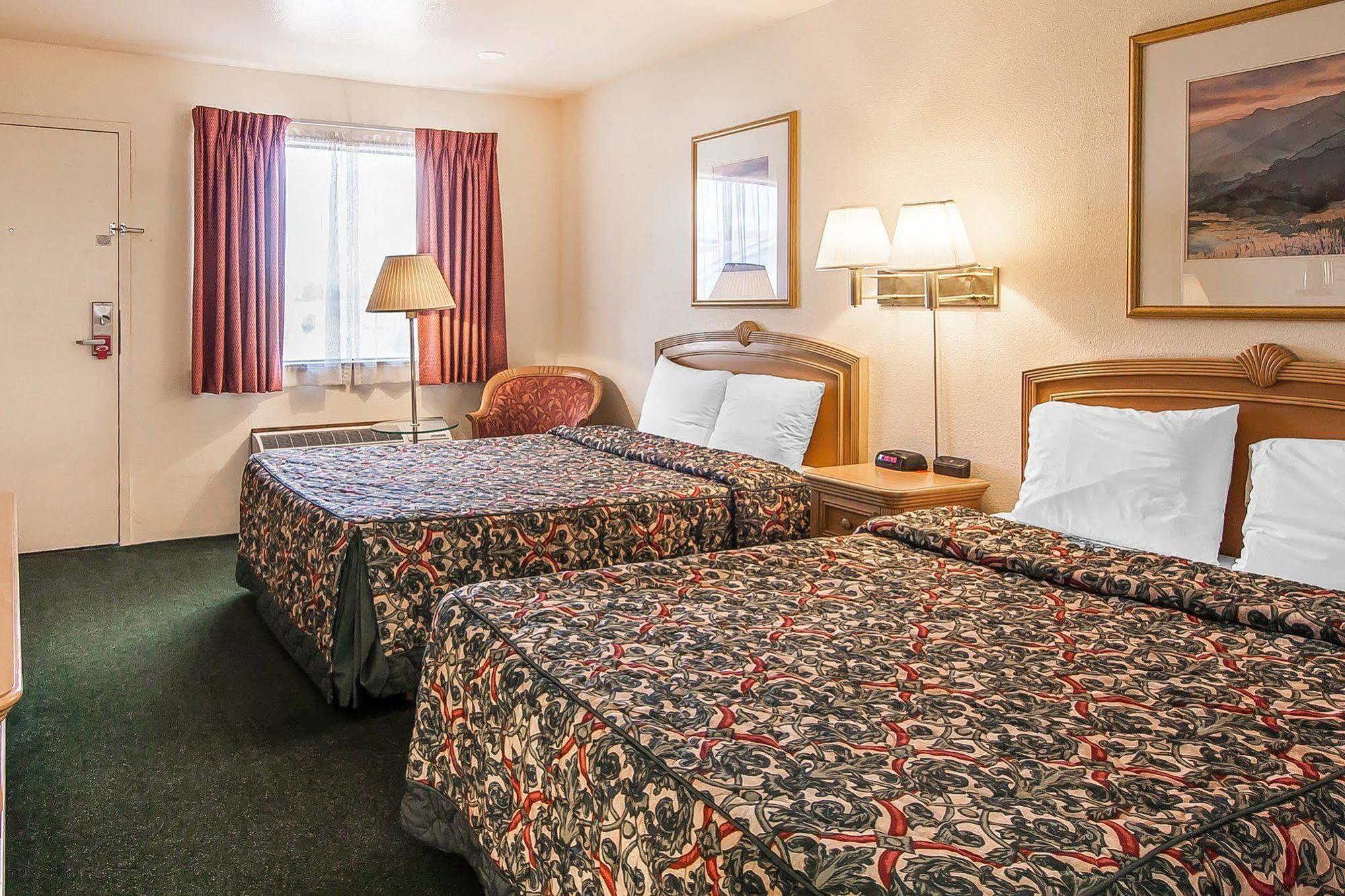 Econo Lodge Ешленд Екстер'єр фото