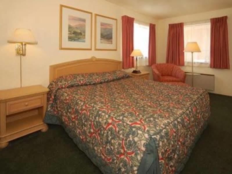 Econo Lodge Ешленд Екстер'єр фото